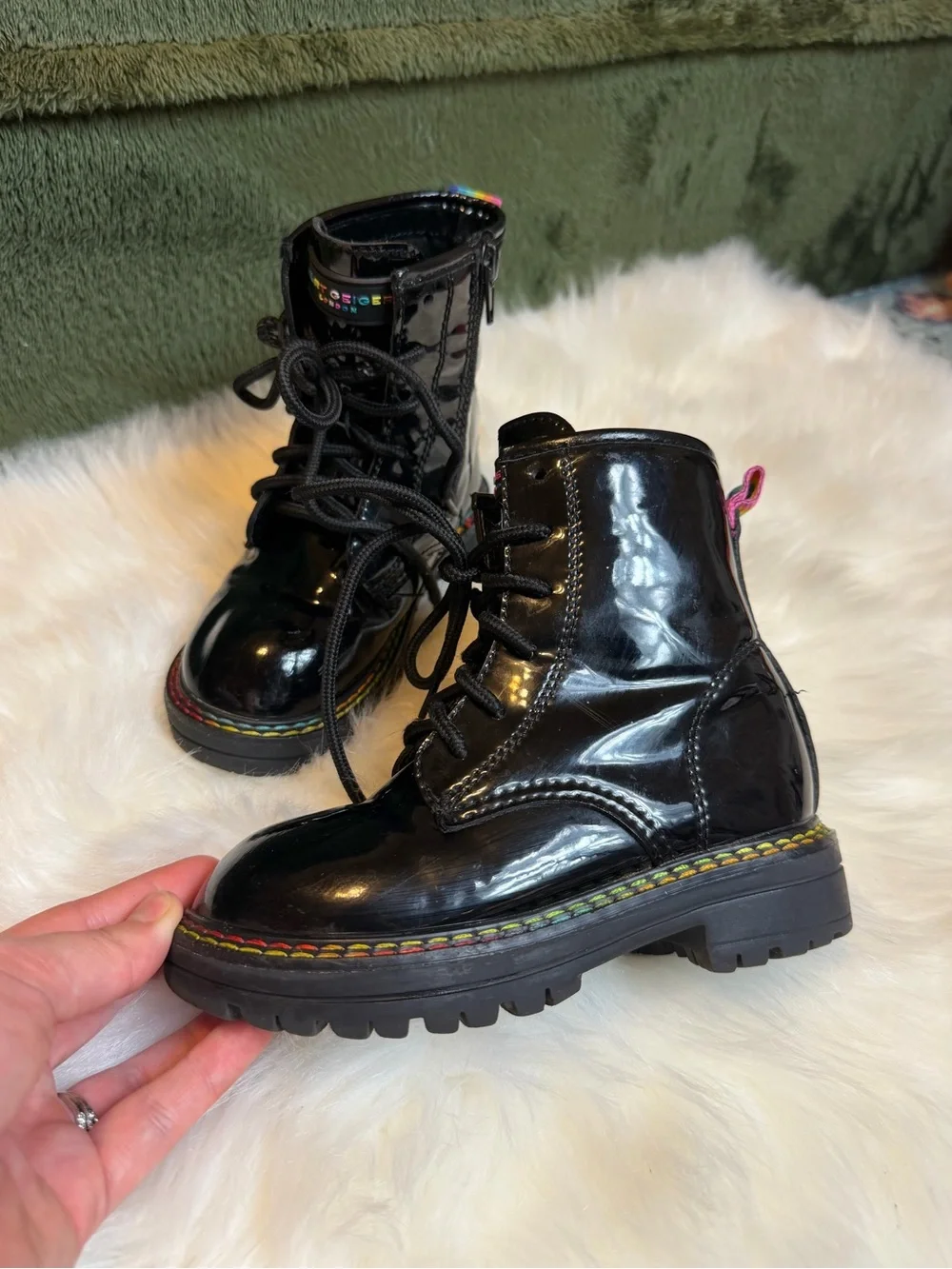 Kurt Geiger London Kids Mini Birdie Black Patent & Rainbow Combat Boots Size 10C